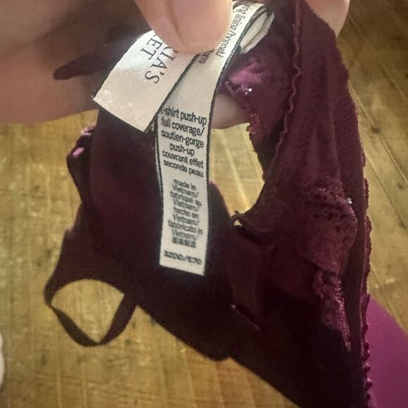 Victoria’s Secret t-shirt push-up full coverage 32DD bra - Picture 3 of 3